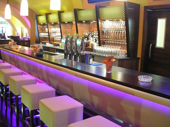 Lounge 023